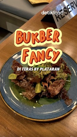 Video: Bukber Spesial pakai Ayam Susu hingga Dendeng Krispi