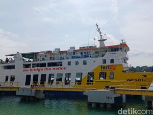 H-4 Lebaran, ASDP Catat 28.750 Orang-6.420 Kendaraan Nyeberang via Telaga Punggur