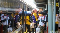 Mudik Gratis Kereta Api Berangkatkan Ribuan Warga dari Jakarta