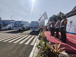 1.400 Peserta Mudik Gratis Pemkab Sidoarjo Berangkat dari Alun-alun