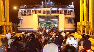 Pemudik Roda Dua Mulai Padati Pelabuhan Gilimanuk Jelang Puncak Arus Mudik