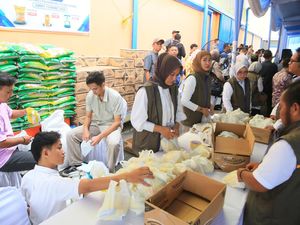 Jaga Stabilitas Harga, Bulog Sumsel Babel Salurkan Bantuan Pangan