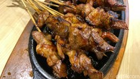Cempe Lemu: Maknyus! Sate Kambing Muda Populer di Tegal Favorit Banyak Pejabat
