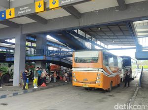 Terminal Arjosari Malang Mulai Dipadati Pemudik pada H-2 Lebaran