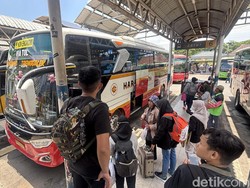 Terminal Purabaya Sidoarjo Dipadati 20 Ribu Penumpang H-2 Lebaran