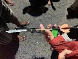 Kedapatan Bawa Panah, Pelajar SMP di Dompu Nyaris Diamuk Warga