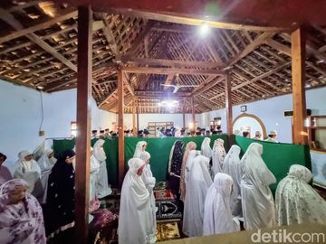 Jemaah Syathaariyah di Ponorogo Sudah Rayakan Lebaran