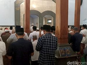 Video Jemaah Al Khoiriyah Tulungagung Salat Id Hari Ini