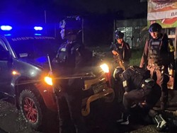 Aksi Koboi Pemuda Mabuk di Garut Palak Sopir Angkot Berujung Tangisan