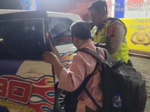 Polisi Pemalang Antar Pemudik Disabilitas Netra ke Kampung Halaman