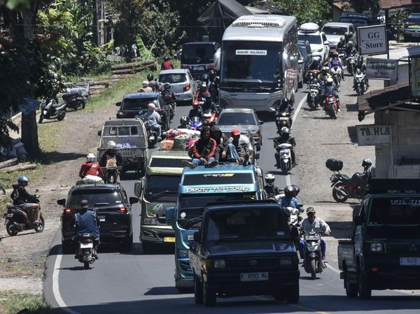 Potret Arus Mudik Jalur Selatan Garut Ramai Lancar