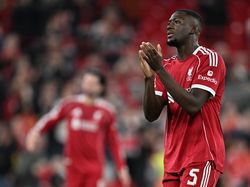 Ibrahima Konate Jadi Korban Rasisme Usai Bikin Osimhen Cedera