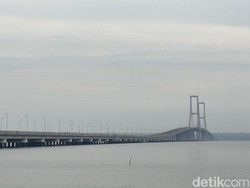 Arus Mudik Jembatan Suramadu Landai, 2.000 Kendaraan Melintas Hari Ini