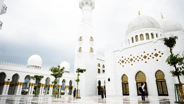 Parkir Depan Masjid Sheikh Zayed Solo Kini Steril, Warga Rejosari Menanti Solusi yang Dijanjikan