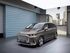 Mercedes-Benz Punya Van Listrik Mewah Baru, Cocok Buat Mobil Dinas Pejabat!