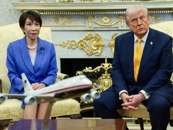 Video Ekspresi PM Jepang Takaichi Saat Trump Nyeletuk soal Pearl Harbor