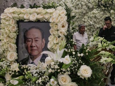 Suasana Haru di Persemayaman Michael Bambang Hartono