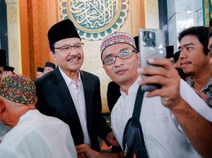 Usai Salat Idulfitri, Gus Ipul Tegaskan Efisiensi Tak Berlaku untuk Bansos