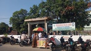 Usai Salat Idul Fitri, Kuburan di Deli Serdang Dipenuhi Peziarah
