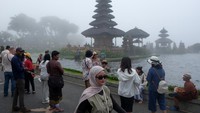 Lonjakan Wisatawan Warnai Ulun Danu Beratan Saat Libur Lebaran