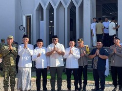 Lebaran, Menteri PU Kunjungi Warga Terkena Bencana di Aceh Tamiang