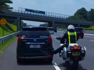 Cerita Polisi Setut Avanza yang Mogok di Tol Cipali