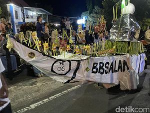 Unik, Ada Bedug Perahu Saat Malam Takbiran di Pangandaran