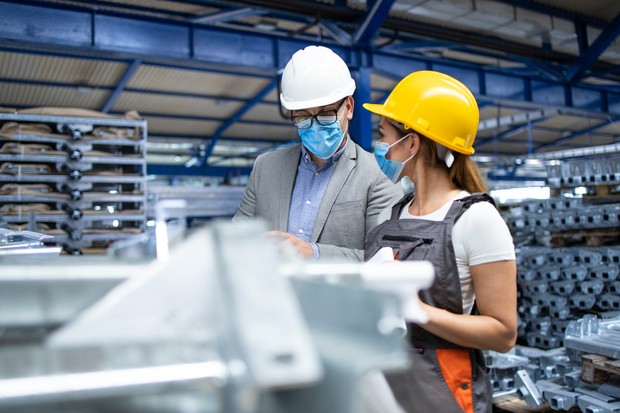 Pekerjaan pabrik dan manufaktur ditinggalkan Gen Z karena kurang fleksibel, monoton, dan tidak sesuai dengan gaya kerja modern yang diinginkan.