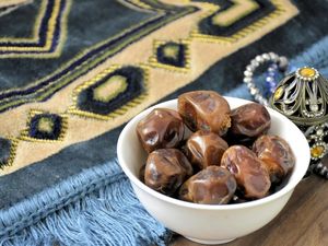 Pahala Puasa Syawal Seperti Pahala Puasa Setahun