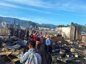 Sehari Usai Lebaran, 31 Rumah di Sumbawa Hangus Terbakar