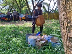 Gegana Musnahkan 22,15 Kg Bahan Peledak Petasan di Tulungagung