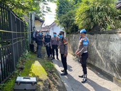 Lansia di Denpasar Tewas Membusuk di Kamar, Jasad Dikerumuni Lalat