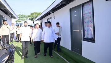 Prabowo Tinjau Kondisi Hunian Sementara di Aceh Tamiang Bersama Menteri PU