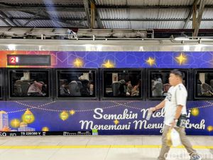 H+1 Lebaran, Stasiun Bandung Masih Dipadati Penumpang