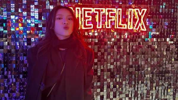 Tiara Andini Lebaran di Korea Sambil Nonton Live Comeback BTS