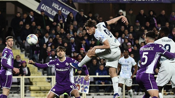 FLORENCE, ITALY - MARCH 22: Pio Esposito of Inter scores goal during the Serie A match between ACF Fiorentina and FC Internazionale at Artemio Franchi on March 22, 2026 in Florence, Italy. (Photo by Image Photo Agency/Getty Images)