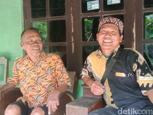 Kisah Mbah Kamto Pensiun dari Bakul Angkringan Usai Antar 4 Anak Jadi Sarjana