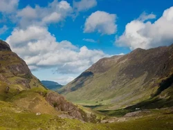 Puluhan Orang Diajak Nginap oleh Musuh, Berakhir Tewas Dibantai