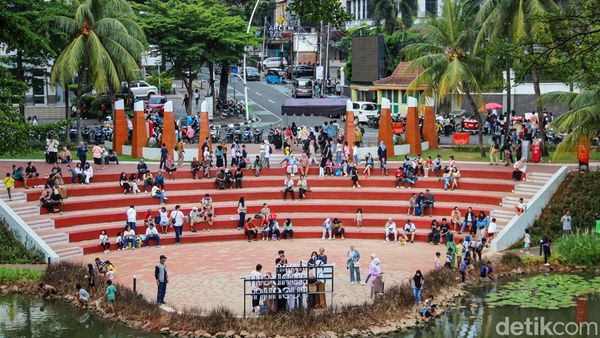 Rekreasi Gratis, Taman Bendera Pusaka Jadi Primadona Lebaran