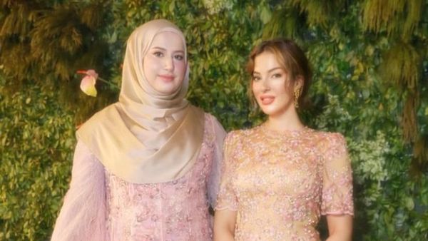 Momen Langka Tasya Farasya & Tasyi Athasyia Lebaran Bareng, Sudah Akur?