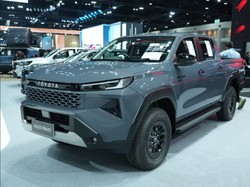 Toyota Luncurkan Hilux Terbaru, Ada Versi Listriknya!