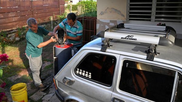 Bensin Langka, Mobil Berbahan Bakar Arang Jadi Solusi