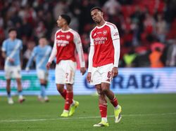 Arsenal Sudah Kehilangan Dua Trofi Musim Ini, Berikutnya Sporting Menanti