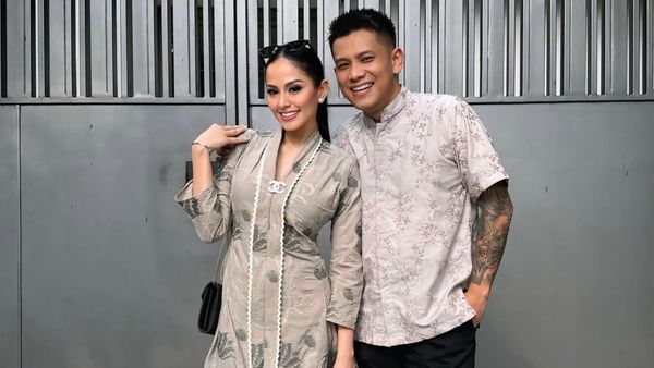 Potret Jessica Juliantiano Lebaran Ditemani Boris Bokir