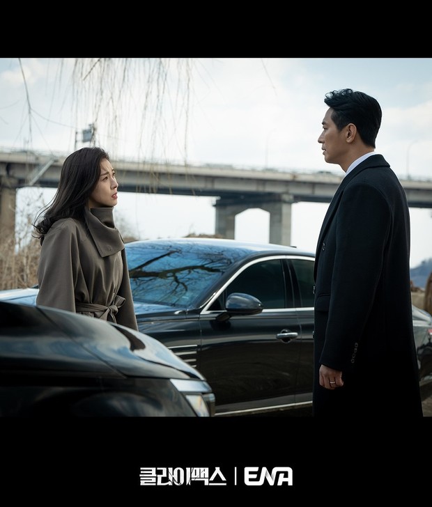 Ju Ji Hoon dan Ha Ji Won di Climax/ Foto: instagram.com/ena_drama Ju Ji Hoon dan Ha Ji Won di Climax/ Foto: instagram.com/ena_drama