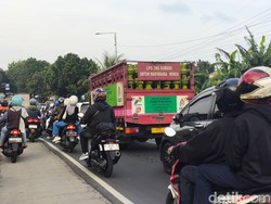 H+3 Lebaran: Kuningan-Cirebon Macet, 70 Kendaraan Melintas per Menit