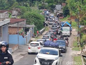 Macet Horor Arus Balik di Sukabumi, Pemudik Terjebak hingga 14 Jam