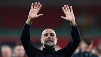 Guardiola Selebrasi Gila di Final Carabao Cup Bukan Tak Hormati Arsenal