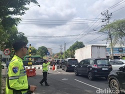 Simpang Kridosono Jogja Macet Sore Ini, Pemotor Dialihkan