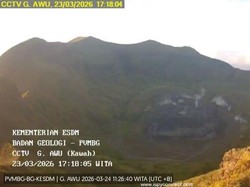 Gunung Api Awu Keluarkan Asap dari Kawah, Warga Diminta Jauhi Radius 3 Km